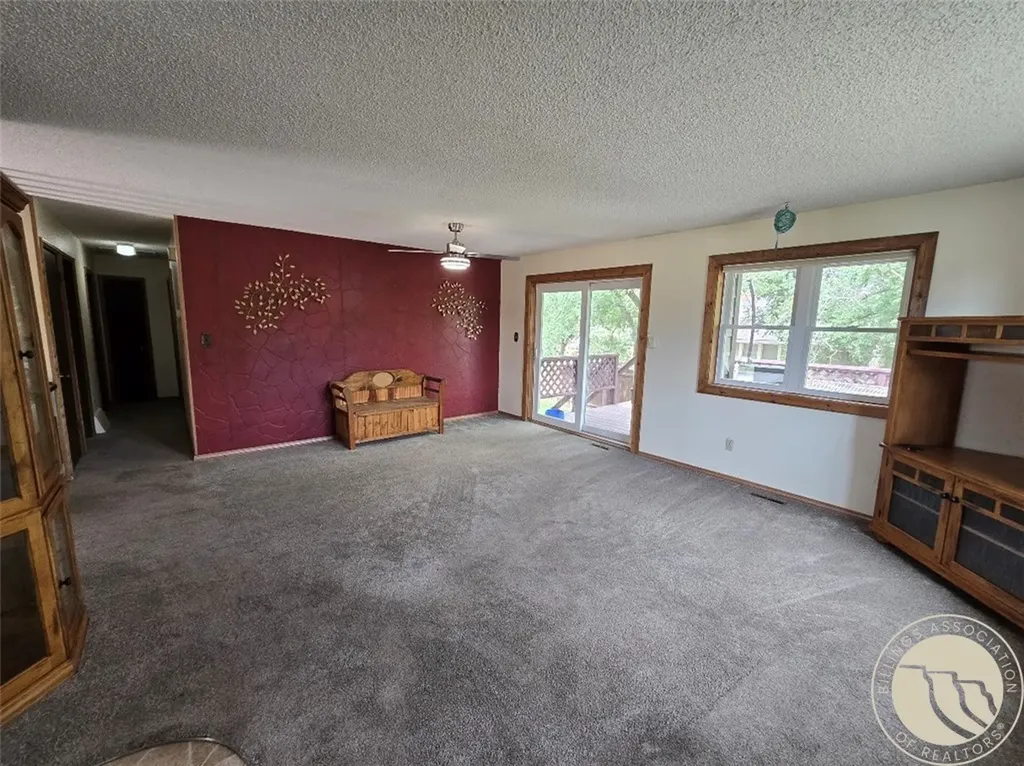 309 W Kewanee Avenue Baker MT 59313