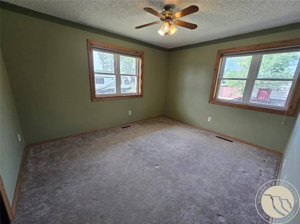 309 W Kewanee Avenue Baker MT 59313