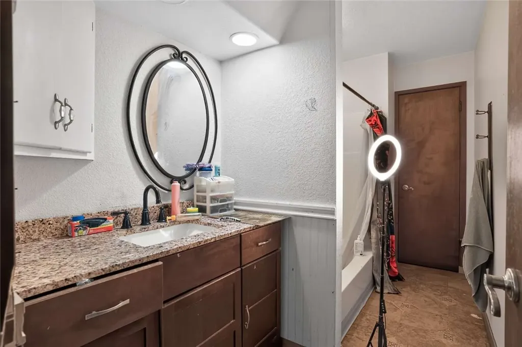 631 Sapphire Avenue Billings MT 59105