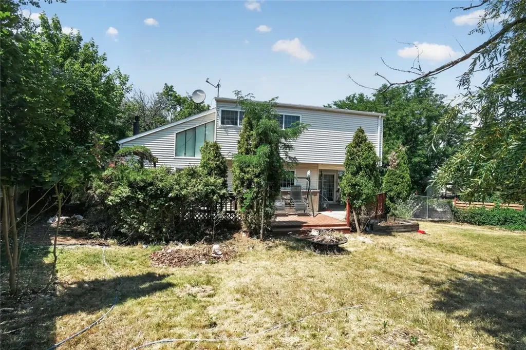631 Sapphire Avenue Billings MT 59105