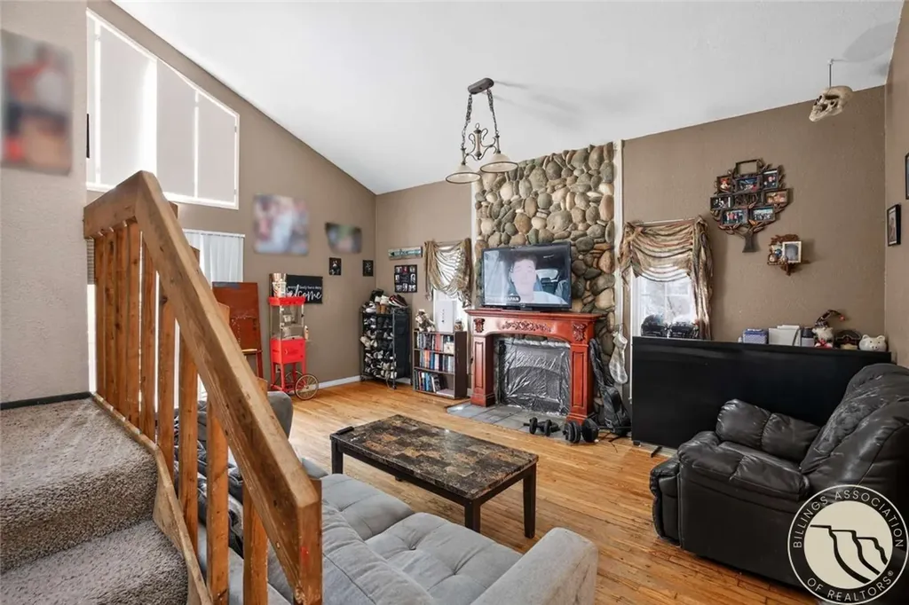 631 Sapphire Avenue Billings MT 59105