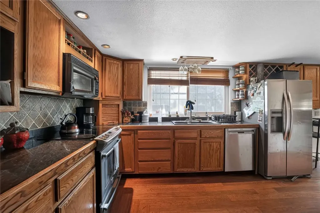 631 Sapphire Avenue Billings MT 59105