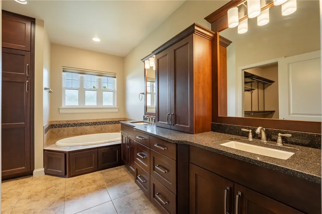 2372 Crimson Lane Billings MT 59106
