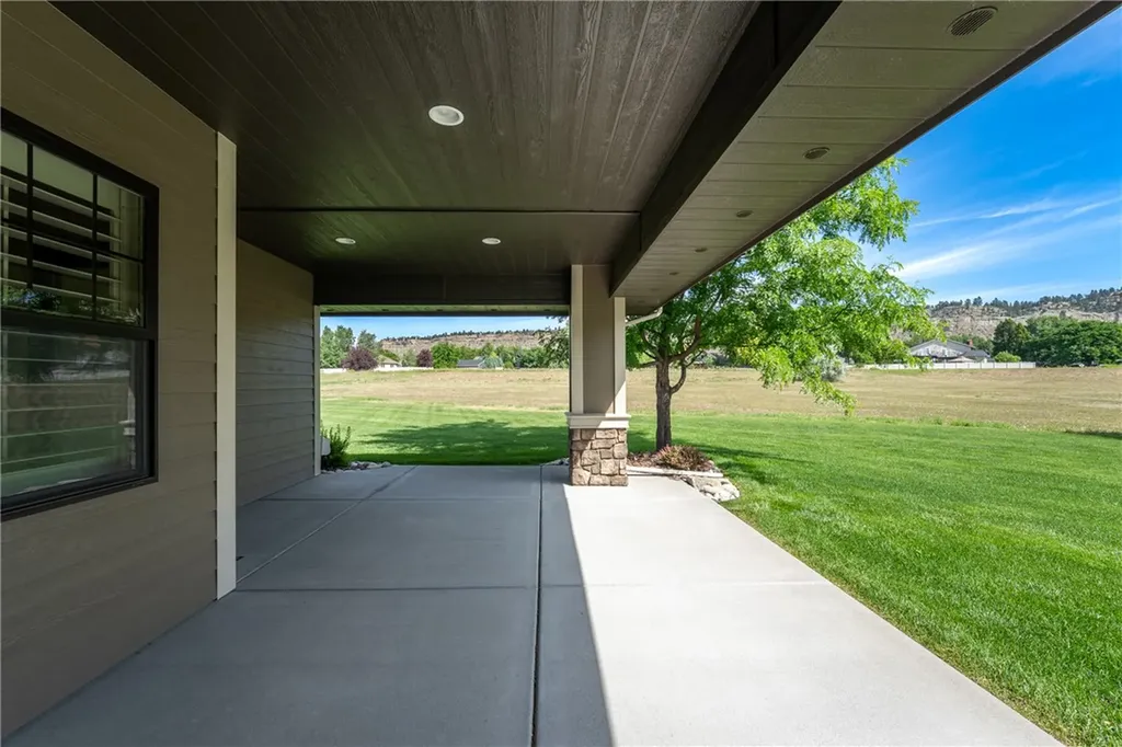 2372 Crimson Lane Billings MT 59106