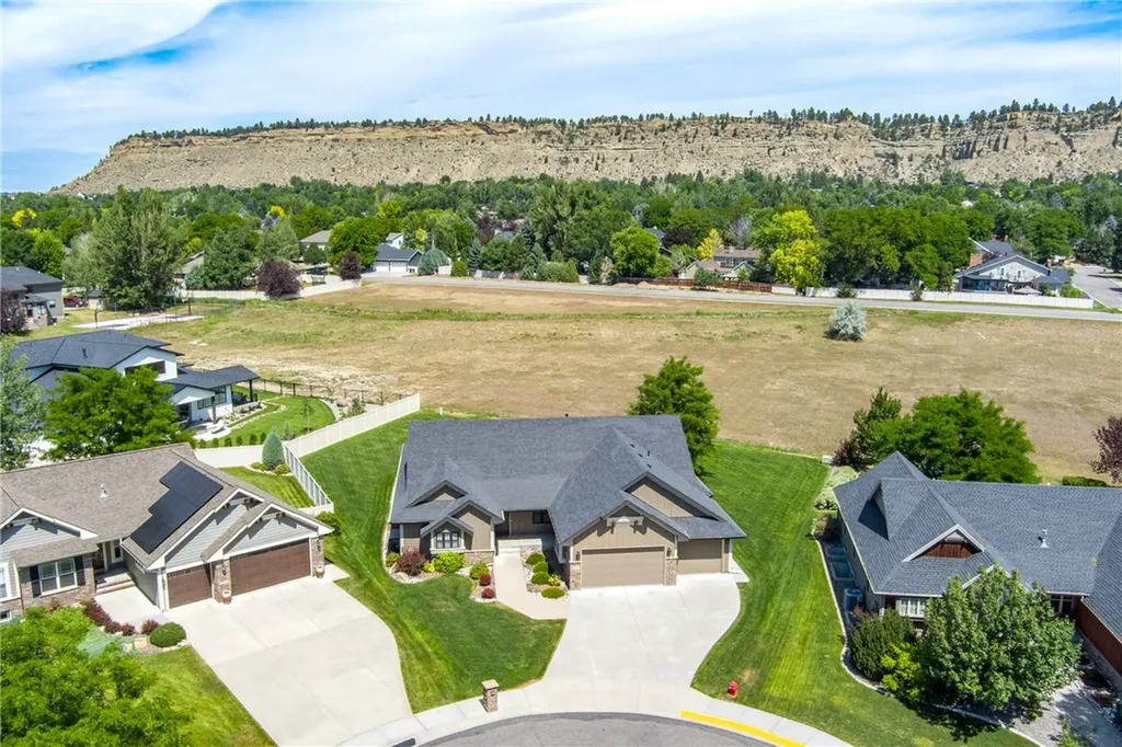 2372 Crimson Lane Billings MT 59106