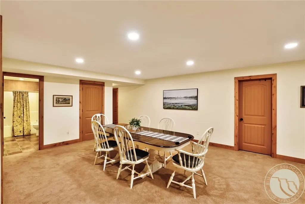2544 Lake Heights Drive Billings MT 59105