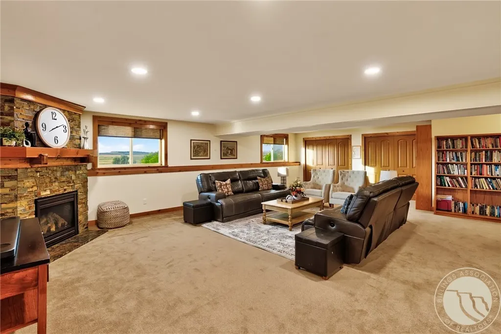 2544 Lake Heights Drive Billings MT 59105