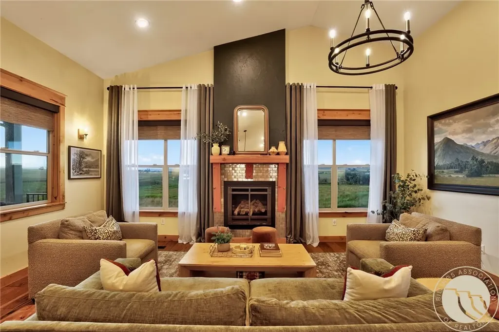 2544 Lake Heights Drive Billings MT 59105