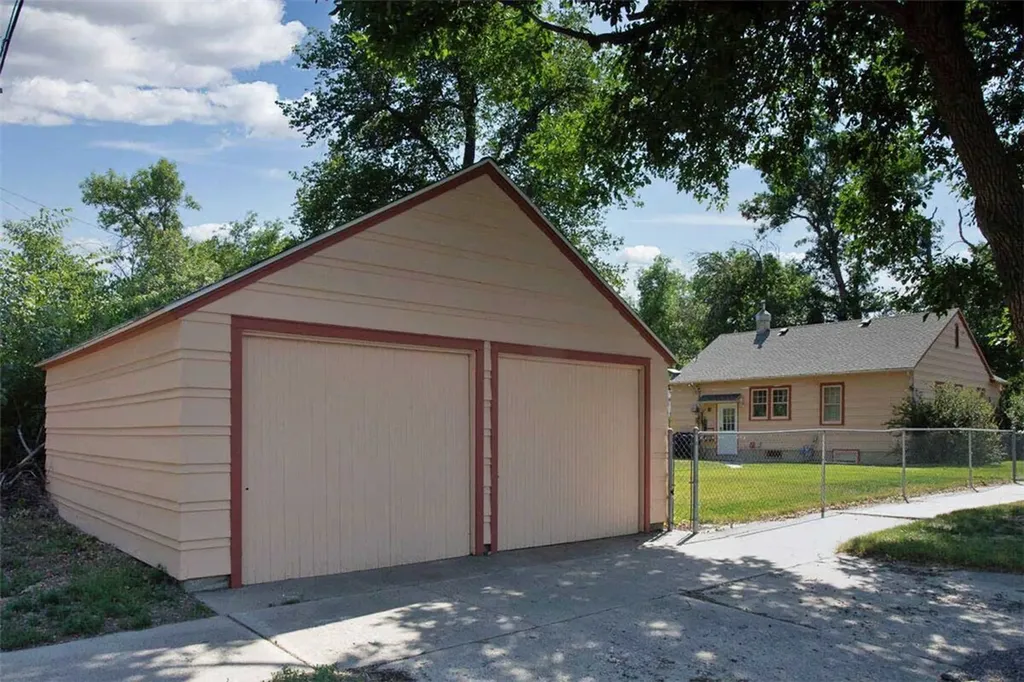 519 3rd Avenue Laurel MT 59044