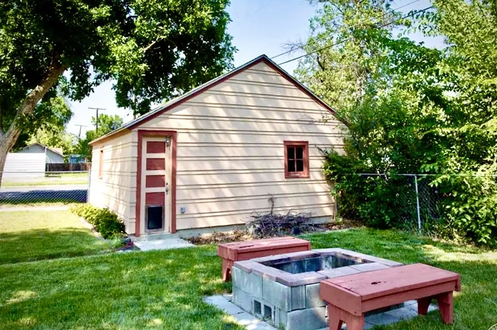 519 3rd Avenue Laurel MT 59044