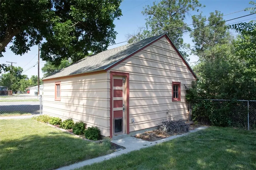 519 3rd Avenue Laurel MT 59044