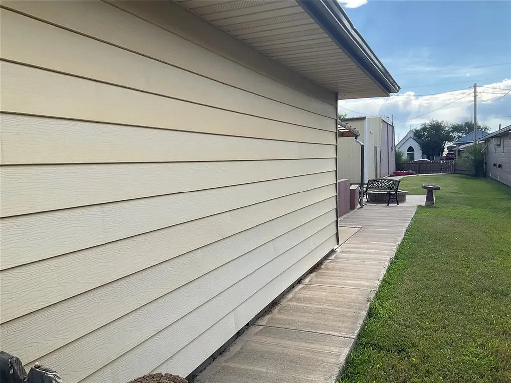 643 Leavitt Avenue Jordan MT 59337