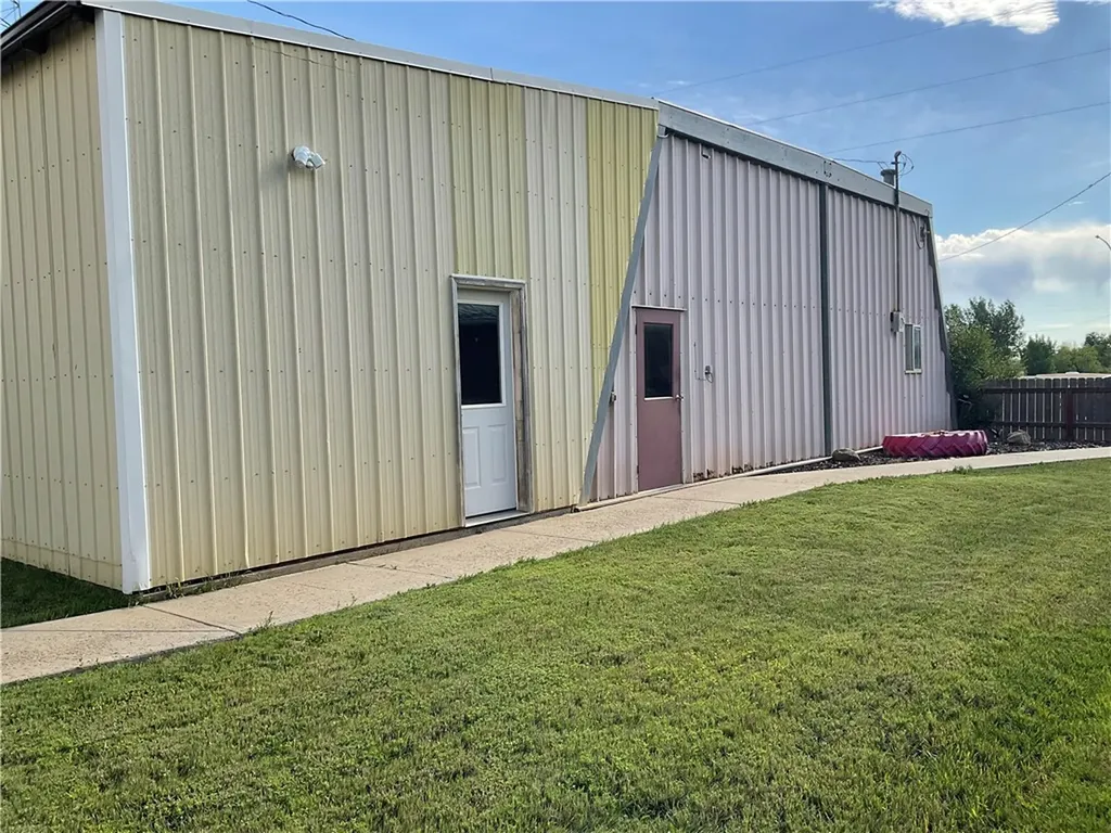 643 Leavitt Avenue Jordan MT 59337