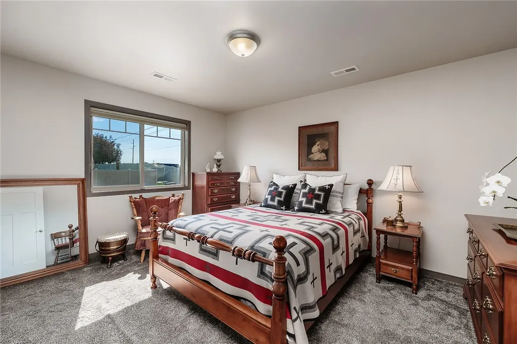 5908 Foxtail W Billings MT 59106