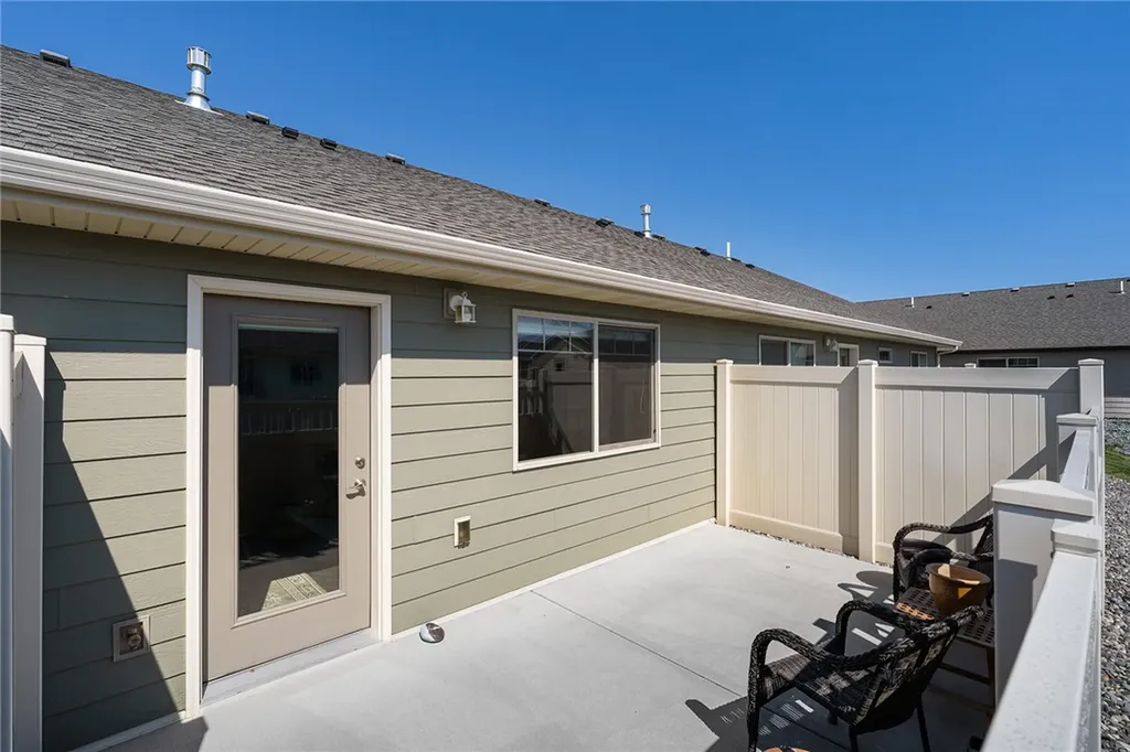 5908 Foxtail W Billings MT 59106