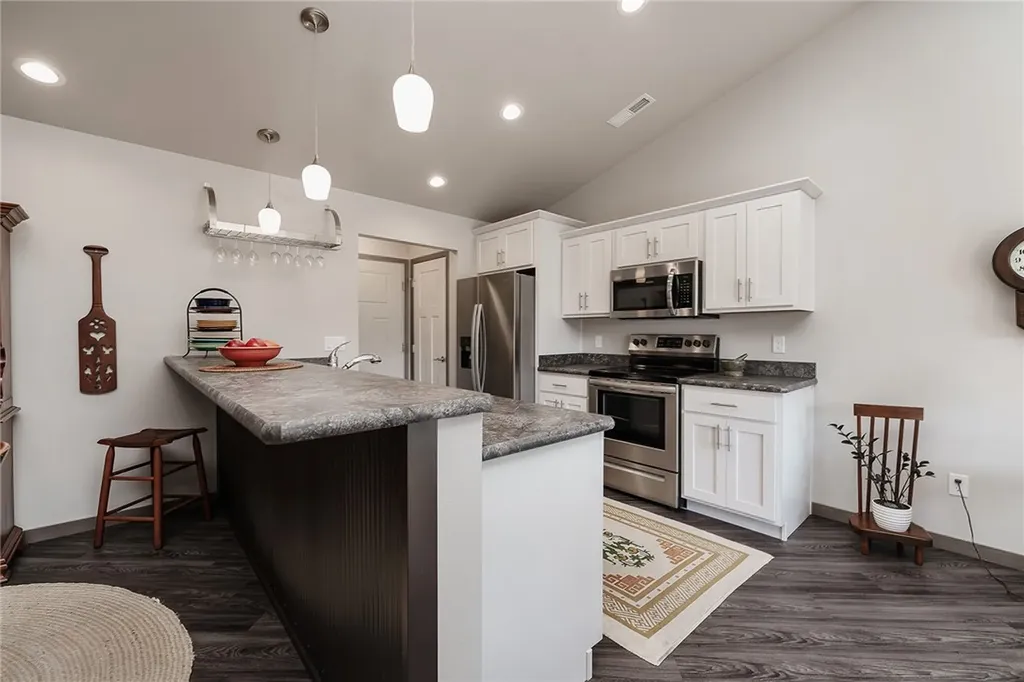 5908 Foxtail W Billings MT 59106