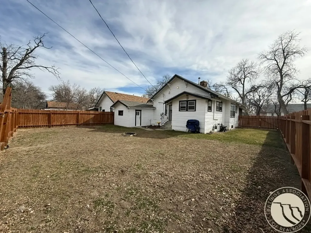 407 E 5th Street Laurel MT 59044