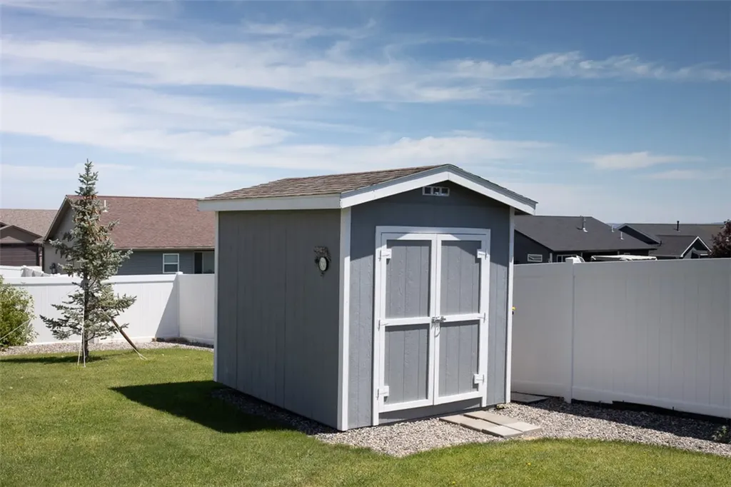 2217 Sierra Vista Circle Billings MT 59105