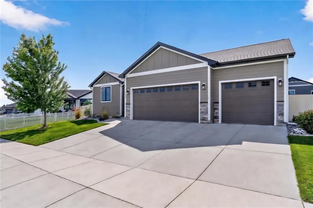 3128 Peregrine Lane Billings MT 59106