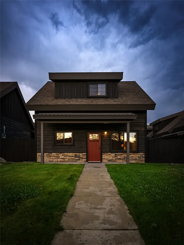 215 2nd Street East Red Lodge MT 59068