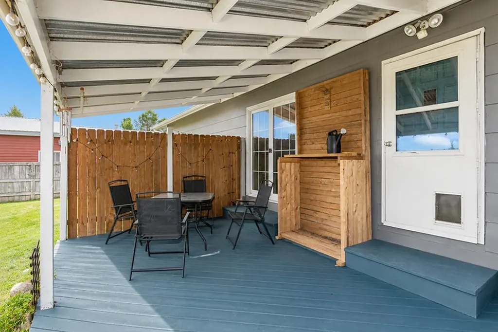 1 Alison Drive Absarokee MT 59001