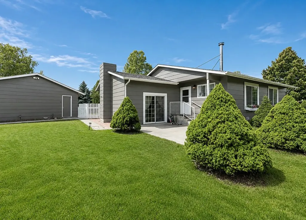 1 Alison Drive Absarokee MT 59001