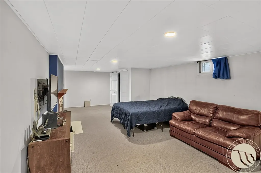 2413 Elizabeth Street Billings MT 59102