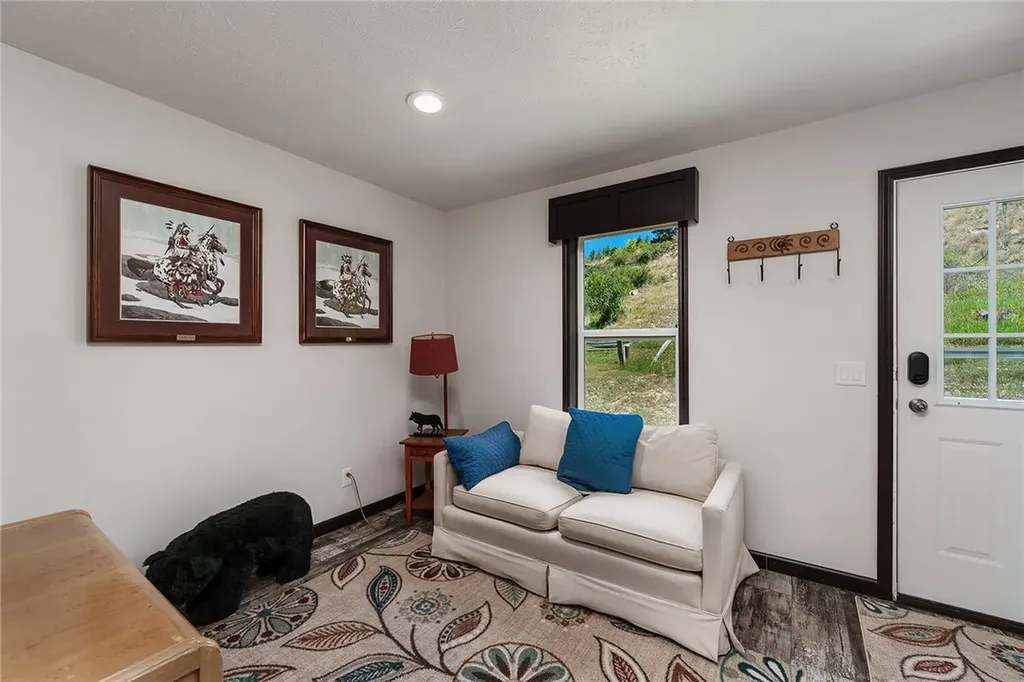 6 Eagle Mountain Road Columbus MT 59019