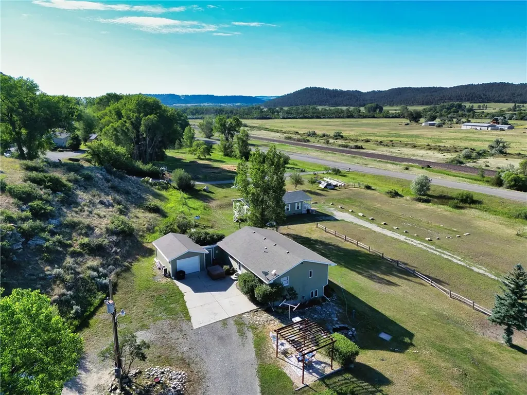 6 Eagle Mountain Road Columbus MT 59019