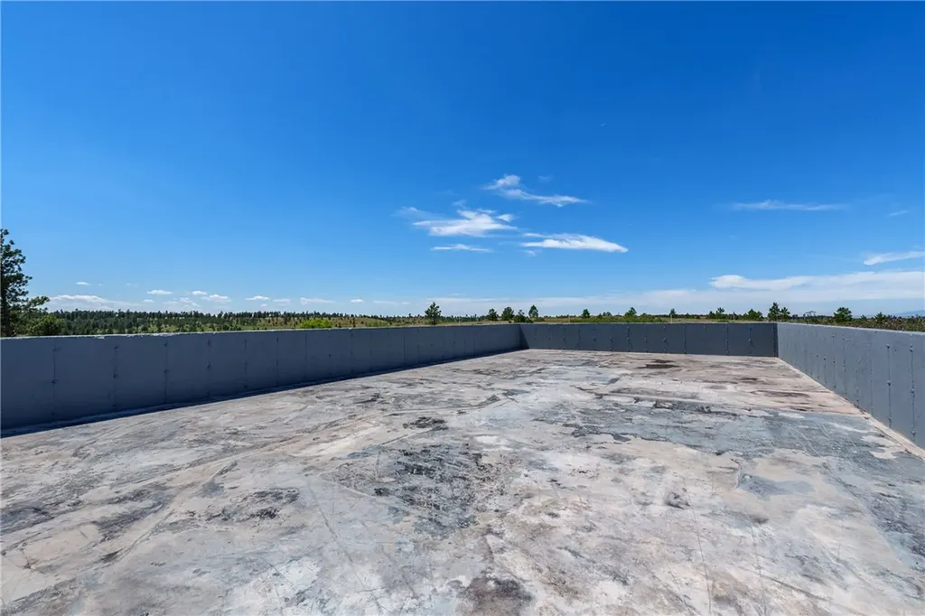 16 Grassland Way Roundup MT 59072