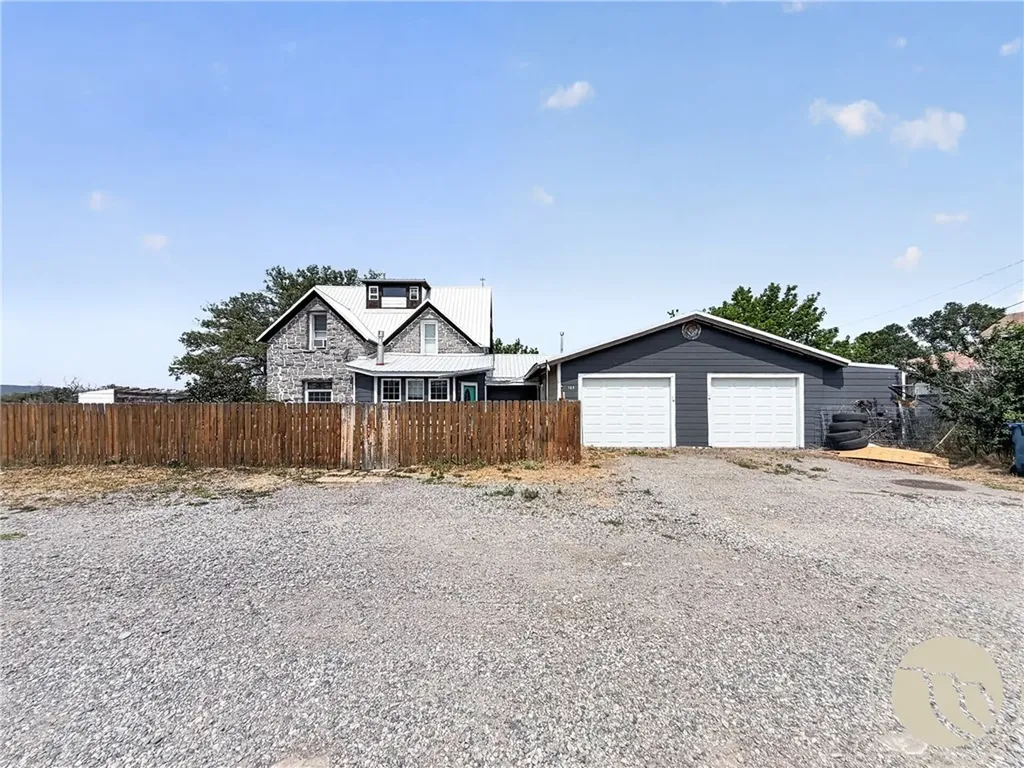 105 W Yellowstone Avenue Big Timber MT 59011