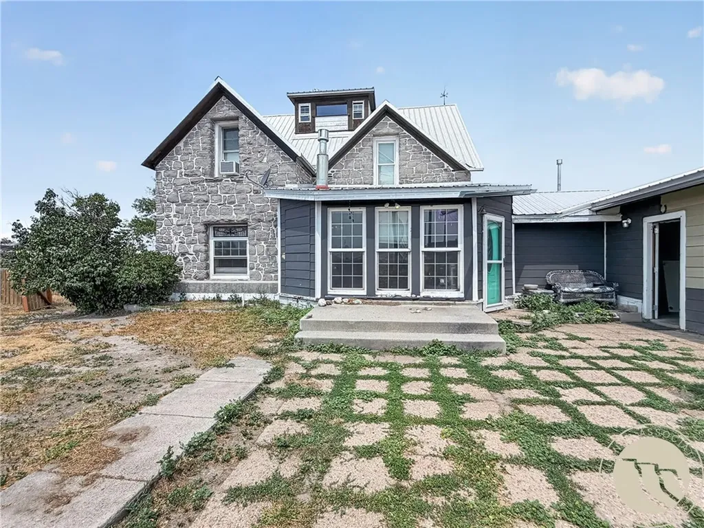 105 W Yellowstone Avenue Big Timber MT 59011