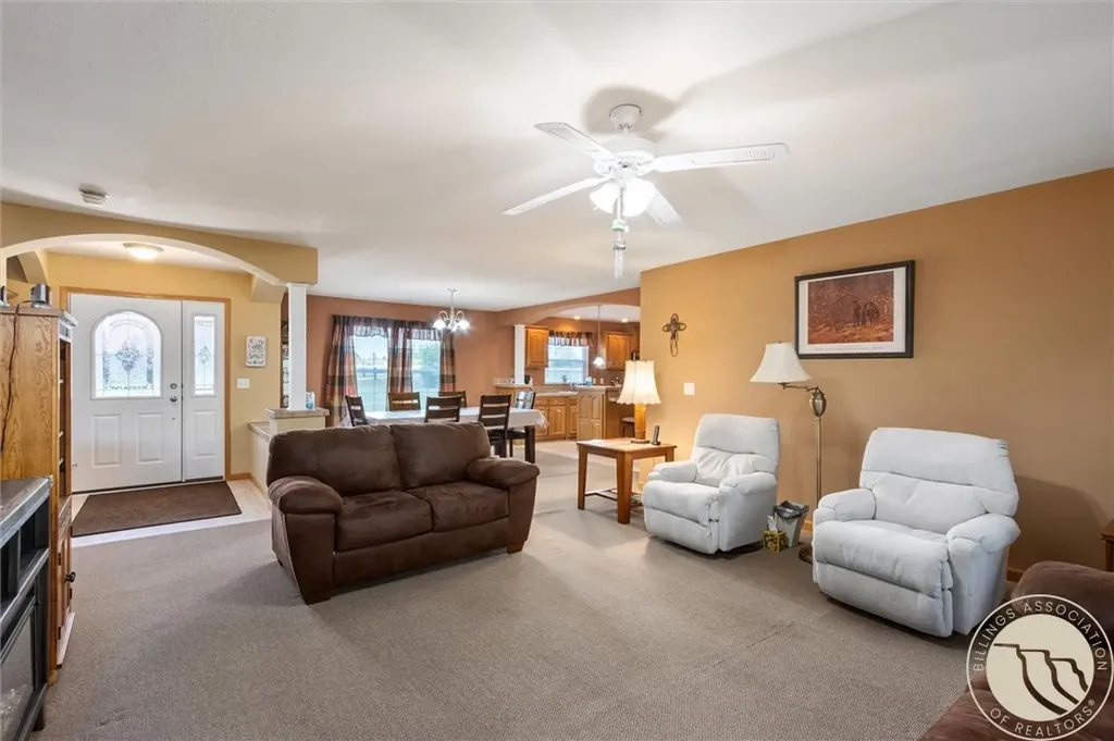 10088 Us Highway 212 Joliet MT 59041