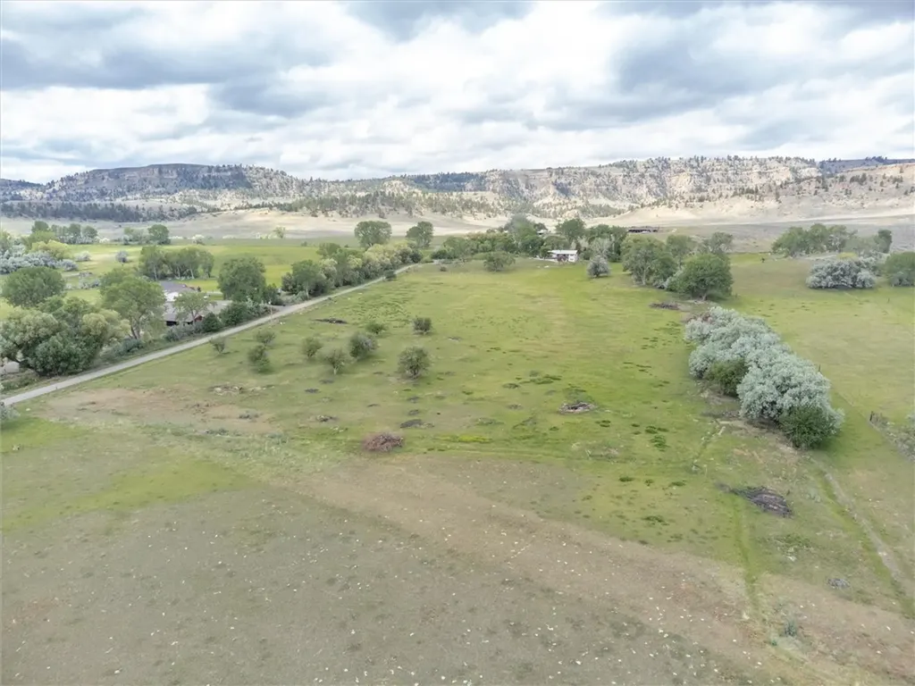 12 Gebo Road Fromberg MT 59029