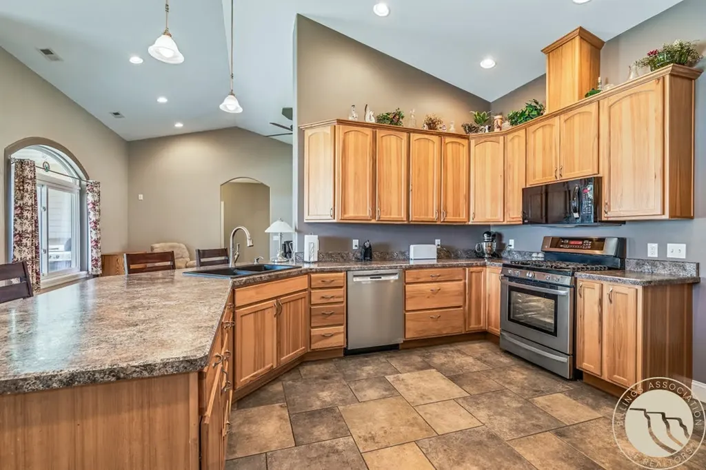 50 Autumn Road Park City MT 59063