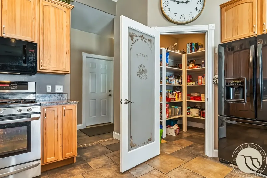 50 Autumn Road Park City MT 59063