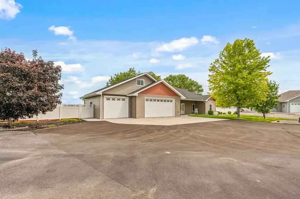 50 Autumn Road Park City MT 59063