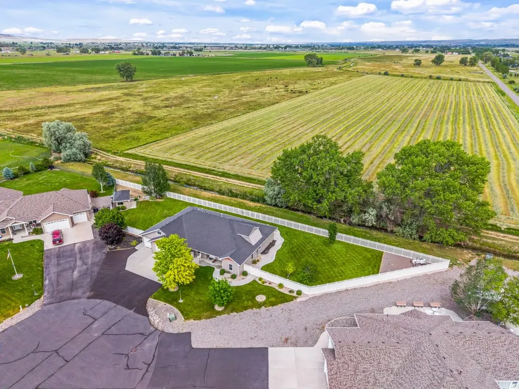 50 Autumn Road Park City MT 59063