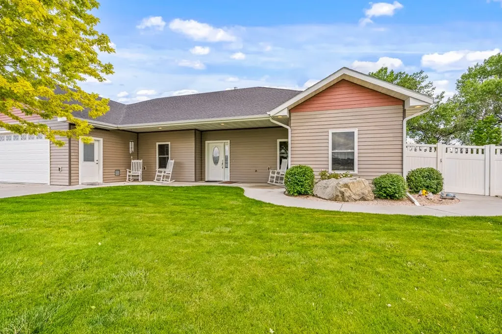 50 Autumn Road Park City MT 59063