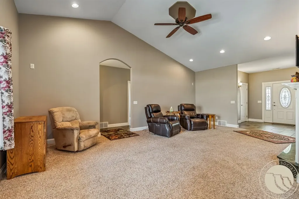 50 Autumn Road Park City MT 59063