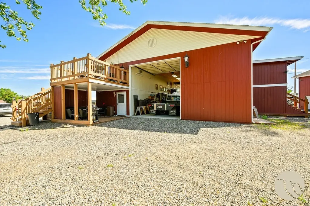 1650 Nahmis Avenue Huntley MT 59037