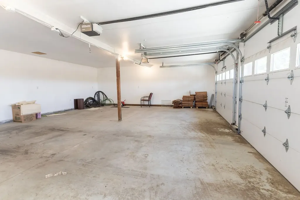 6108 Kirby Road Shepherd MT 59079