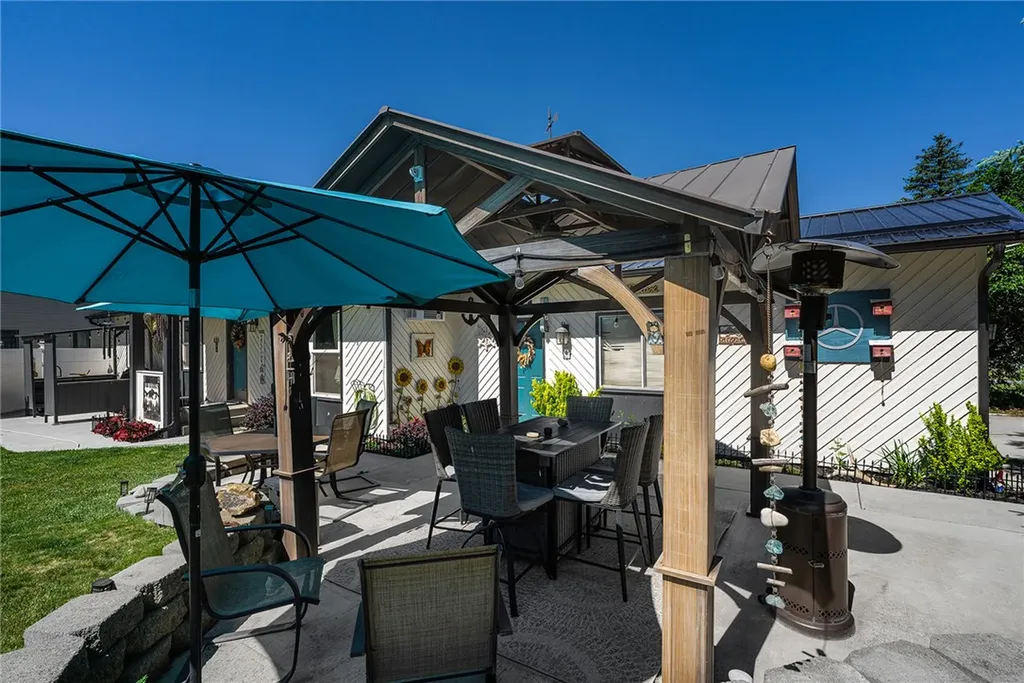 331 & 333 N. Quarry Street Columbus MT 59019
