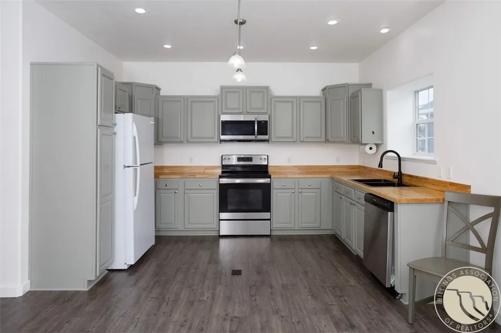 1407 Twin Oaks Drive Billings MT 59105