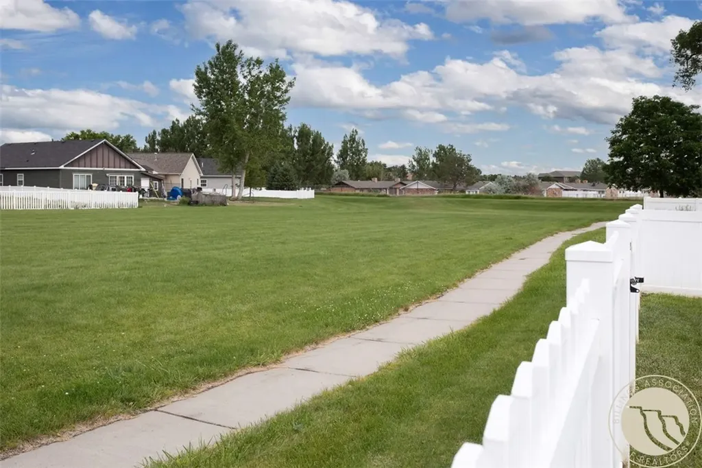 1407 Twin Oaks Drive Billings MT 59105
