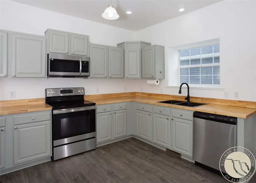 1407 Twin Oaks Drive Billings MT 59105