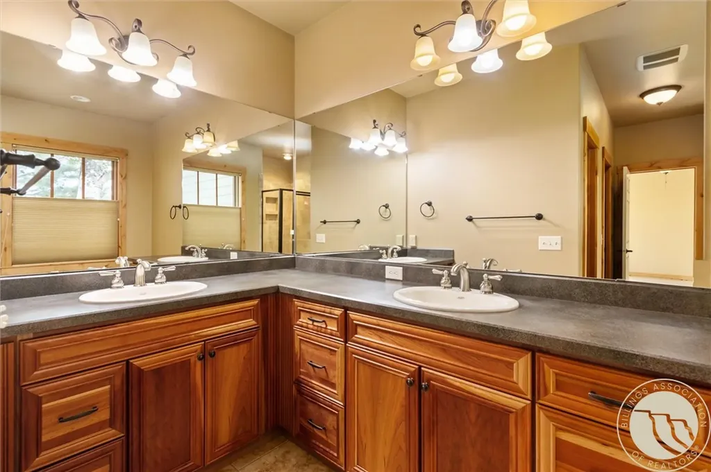 1210 Beringer Way Billings MT 59106