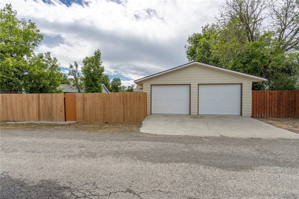 814 1st Street W Roundup MT 59072