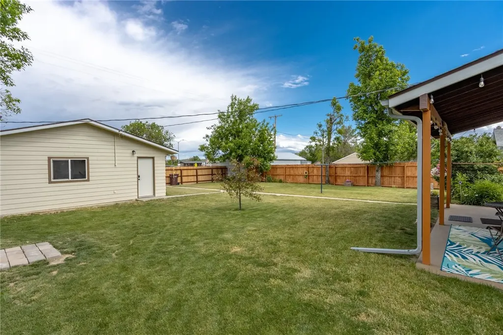 814 1st Street W Roundup MT 59072