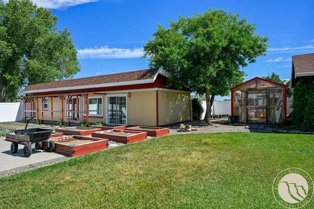 1650 Nahmis Avenue Huntley MT 59037